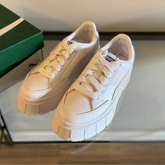 NWT - Puma Mayze Stack Leather Women's Sneakers - US 6.5 - Picture 3 of 6